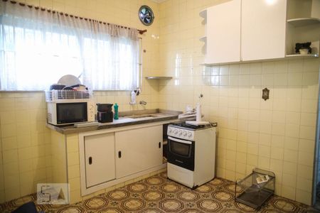 Casa à venda com 472m², 4 quartos e 2 vagasCozinha 2