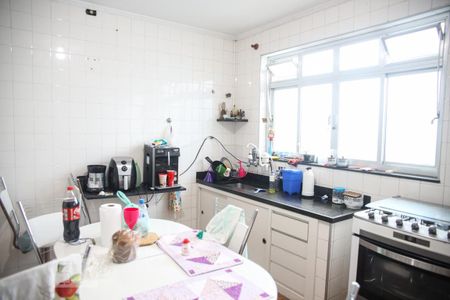 Casa à venda com 472m², 4 quartos e 2 vagasCozinha 1