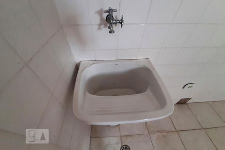 Casa à venda com 180m², 3 quartos e 1 vagaLavanderia