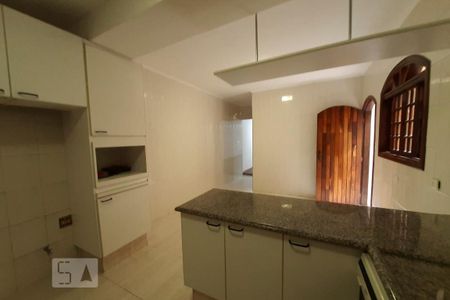 Casa à venda com 180m², 3 quartos e 1 vagaCozinha