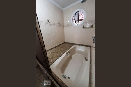 Casa à venda com 180m², 3 quartos e 1 vagaBanheiro Suite