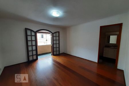 Suite de casa à venda com 3 quartos, 180m² em Vila Santa Virginia, São Paulo