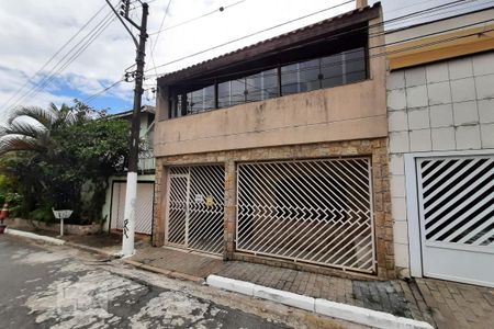 Fachada de casa à venda com 3 quartos, 180m² em Vila Santa Virginia, São Paulo