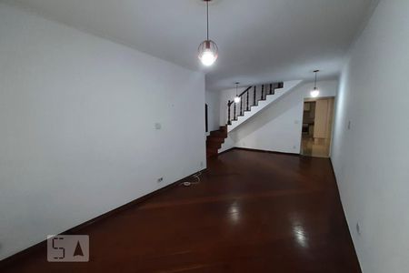 Sala de casa à venda com 3 quartos, 180m² em Vila Santa Virginia, São Paulo