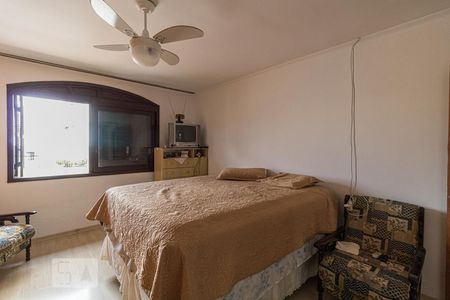 Quarto 1 - suite de casa para alugar com 3 quartos, 300m² em Passo D’areia, Porto Alegre