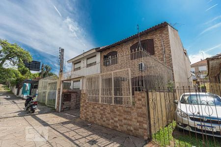 Casa à venda com 300m², 3 quartos e 3 vagasFachada