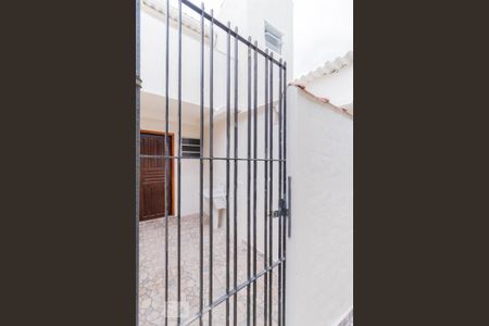 Casa para alugar com 50m², 1 quarto e sem vagaFrentre