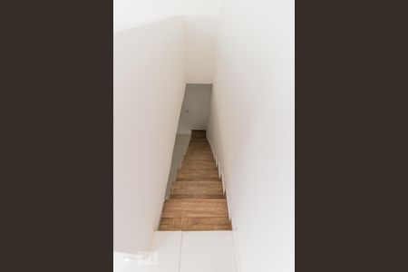 Casa para alugar com 50m², 1 quarto e sem vagaEscada