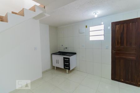 Sala/Cozinha de casa para alugar com 1 quarto, 50m² em Jardim Maringá, São Paulo