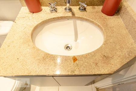 Apartamento à venda com 59m², 2 quartos e 1 vagaBanheiro