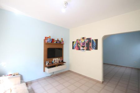 Sala de casa à venda com 3 quartos, 110m² em Vila Gumercindo, São Paulo