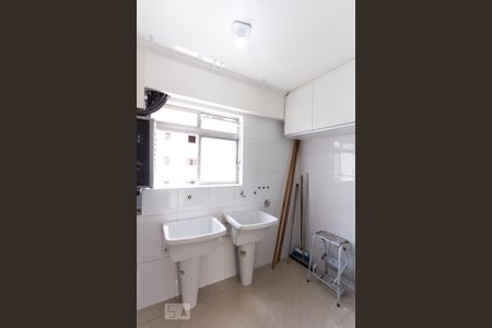 Apartamento para alugar com 82m², 3 quartos e 1 vagaÁrea de Serviço