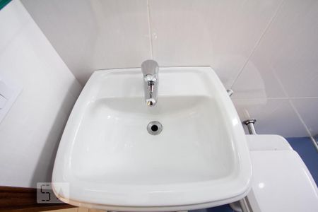 Apartamento para alugar com 82m², 3 quartos e 1 vagaBanheiro - Torneira