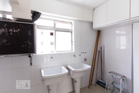 Apartamento para alugar com 82m², 3 quartos e 1 vagaÁrea de Serviço