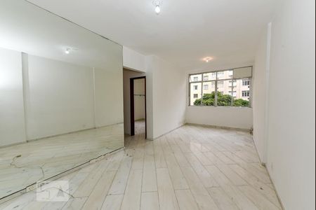 Sala de apartamento à venda com 2 quartos, 80m² em Copacabana, Rio de Janeiro