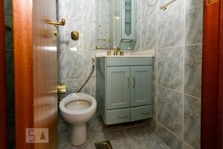 Apartamento à venda com 80m², 2 quartos e 1 vaga Apartamento à venda com 80m², 2 quartos e 1 vagaBanheiro da Suíte