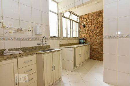 Apartamento à venda com 80m², 2 quartos e 1 vaga Apartamento à venda com 80m², 2 quartos e 1 vagaCozinha