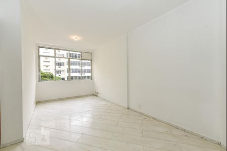 Sala de apartamento à venda com 2 quartos, 80m² em Copacabana, Rio de Janeiro