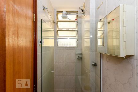 Apartamento à venda com 80m², 2 quartos e 1 vaga Apartamento à venda com 80m², 2 quartos e 1 vagaBanheiro de Serviço