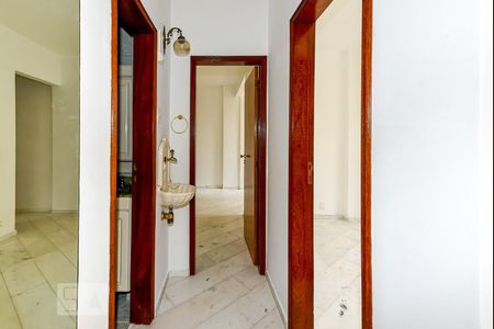 Apartamento à venda com 80m², 2 quartos e 1 vaga Apartamento à venda com 80m², 2 quartos e 1 vagaCorredor