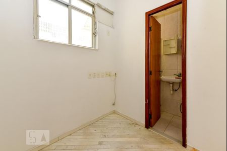 Apartamento à venda com 80m², 2 quartos e 1 vaga Apartamento à venda com 80m², 2 quartos e 1 vagaQuarto de Serviço