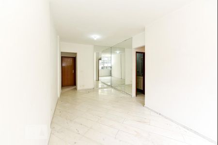 Sala de apartamento à venda com 2 quartos, 80m² em Copacabana, Rio de Janeiro
