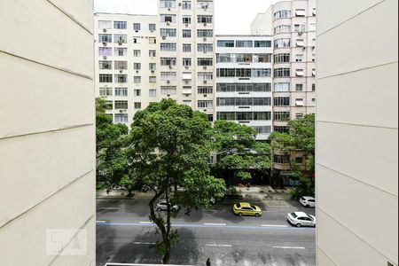 Vista de apartamento à venda com 2 quartos, 80m² em Copacabana, Rio de Janeiro