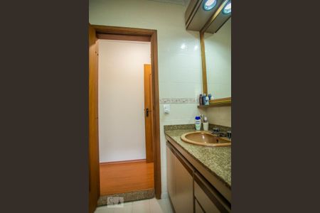 Casa à venda com 460m², 5 quartos e 7 vagasBanheiro Suíte