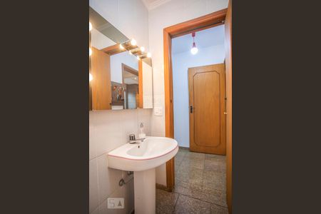 Casa à venda com 460m², 5 quartos e 7 vagasLavabo