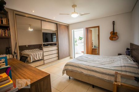 Casa à venda com 460m², 5 quartos e 7 vagasSuíte 5