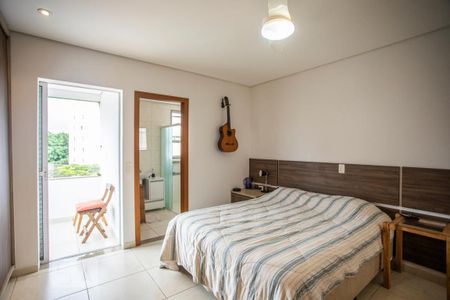 Casa à venda com 460m², 5 quartos e 7 vagasSuíte 5