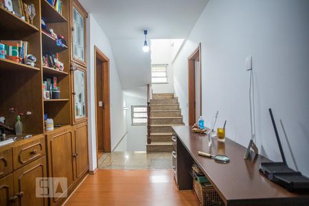 Casa à venda com 460m², 5 quartos e 7 vagasHall