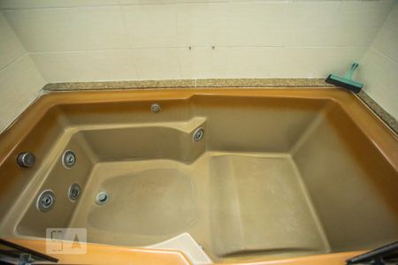 Casa à venda com 460m², 5 quartos e 7 vagasBanheiro Suíte - Banheira