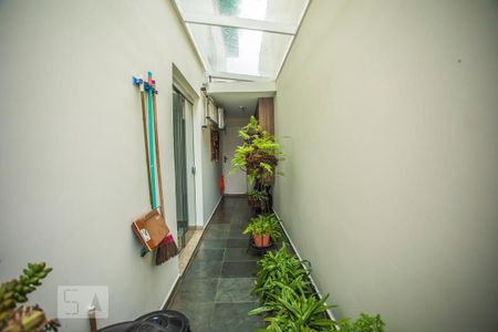 Casa à venda com 460m², 5 quartos e 7 vagasCorredor - Externo