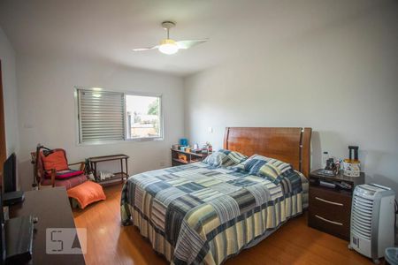 Casa à venda com 460m², 5 quartos e 7 vagasSuíte 2