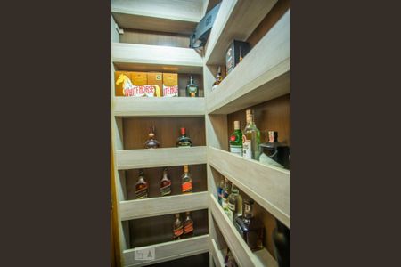 Casa à venda com 460m², 5 quartos e 7 vagasDispensa