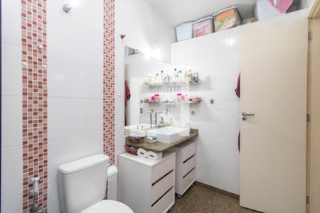Apartamento à venda com 136m², 3 quartos e 2 vagasBanheiro