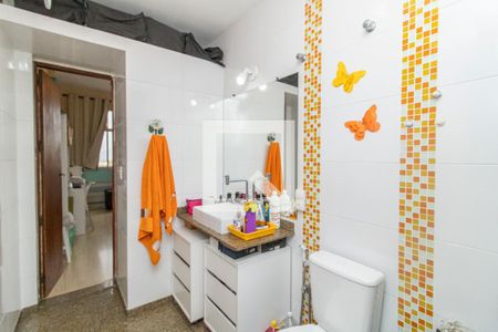 Apartamento à venda com 136m², 3 quartos e 2 vagasBanheiro