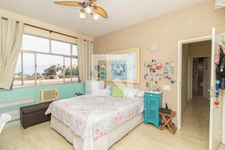 Apartamento à venda com 136m², 3 quartos e 2 vagasQuarto 3