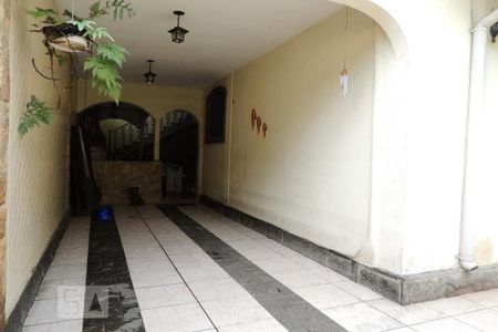 Casa à venda com 166m², 4 quartos e 2 vagasGaragem