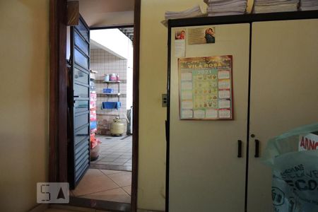 Casa à venda com 166m², 4 quartos e 2 vagasEscritório