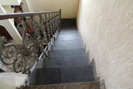 Casa à venda com 166m², 4 quartos e 2 vagasescada 