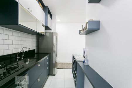 Apartamento para alugar com 65m², 2 quartos e 2 vagasCozinha