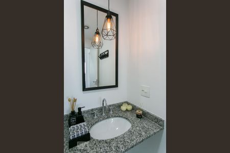 Apartamento para alugar com 65m², 2 quartos e 2 vagasBanheiro Social