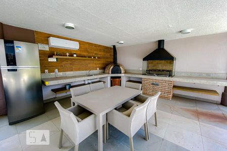 Apartamento para alugar com 65m², 2 quartos e 2 vagasÁrea comum - Churrasqueira