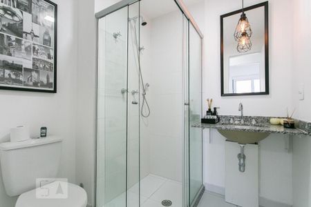 Apartamento para alugar com 65m², 2 quartos e 2 vagasBanheiro Social