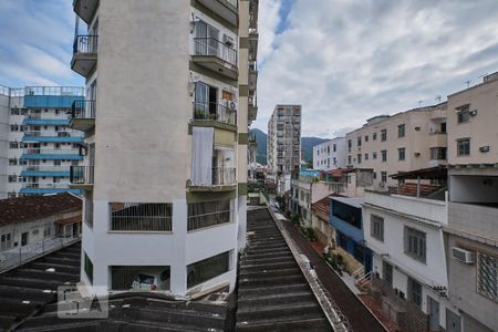 Apartamento à venda com 82m², 3 quartos e 1 vagaQuarto 2 Vista
