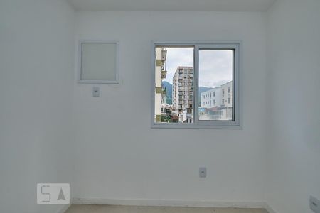 Apartamento à venda com 82m², 3 quartos e 1 vagaQuarto 2