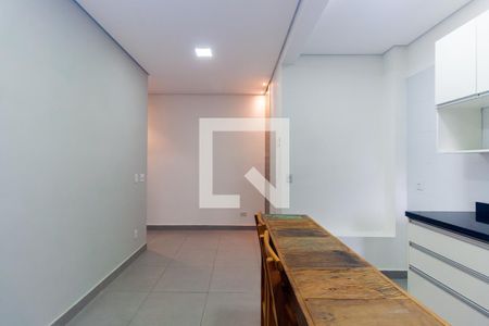 Sala/Cozinha de casa de condomínio para alugar com 1 quarto, 47m² em Vila Ema, São Paulo