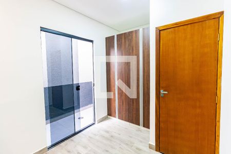 Quarto 2 de casa para alugar com 2 quartos, 54m² em Vila Ema, São Paulo